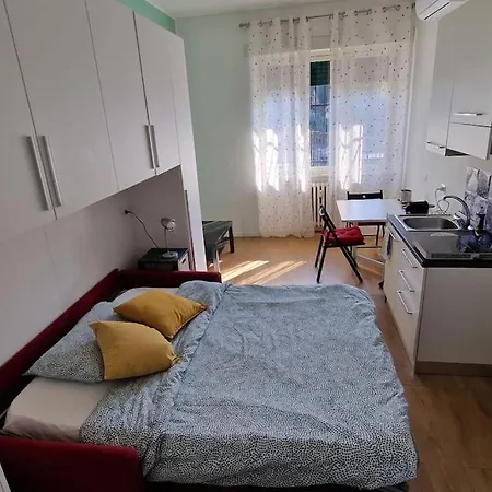Monolocale 4 - Istria M5 * Milán